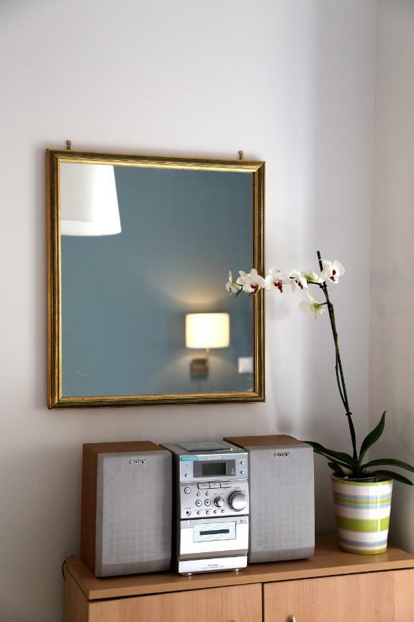 Stylish Modern Apartment, Nilie Hospitality Mgmt Szaloniki Kültér fotó